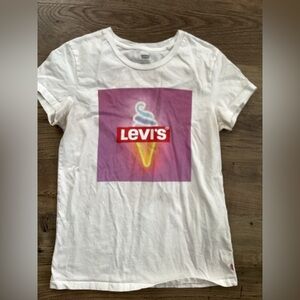 Levi’s Late night tee size small